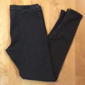 Joe's pull on black denim skinny jean